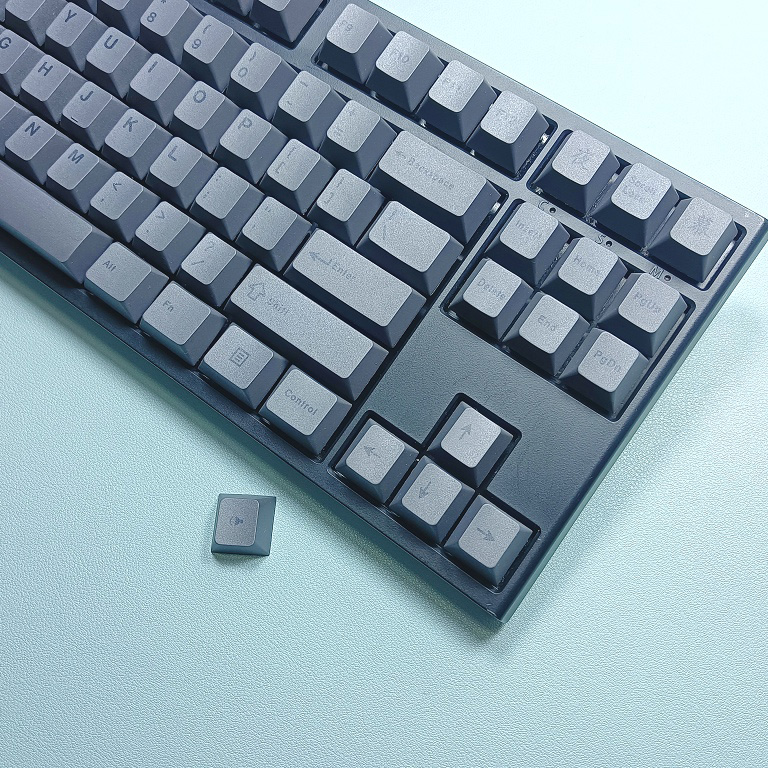 130 klawiszy Minimalistyczne c – Gaming Accessories Uk recenzja i cena